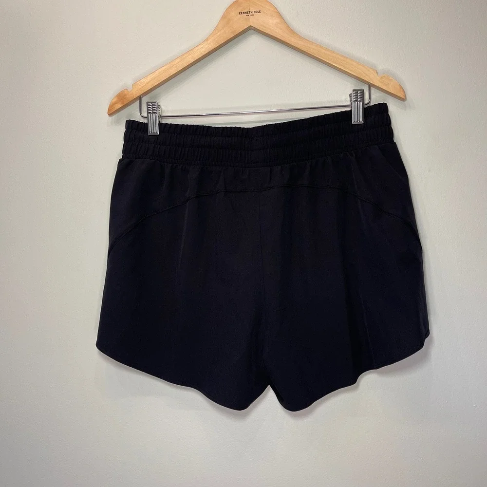 Under Armour Womens Black Flex‎ Woven 3in Inseam Athletic Shorts Large NWT NEW